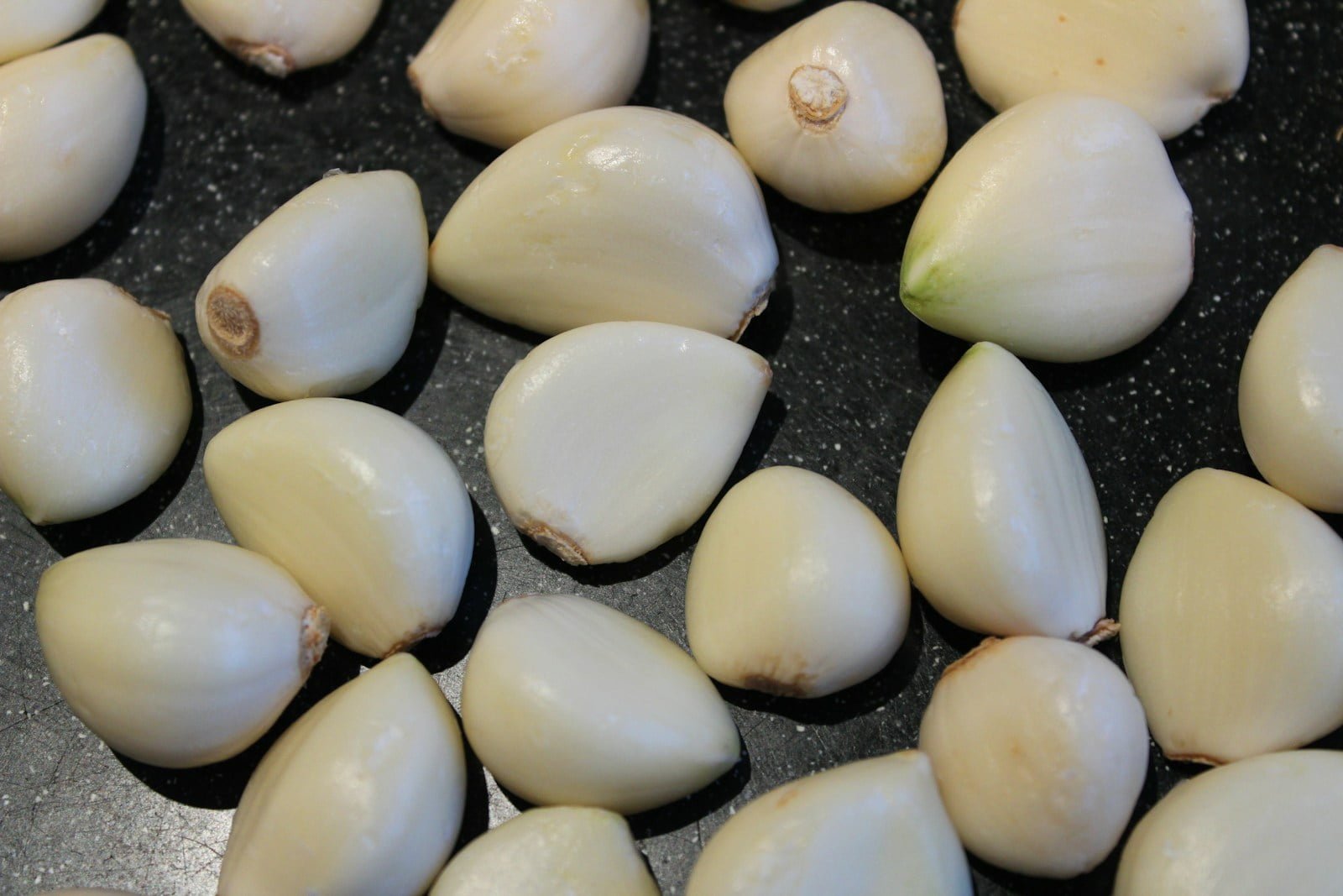 6 Benefits of Eating One Garlic Clove a Day Kashmir Health